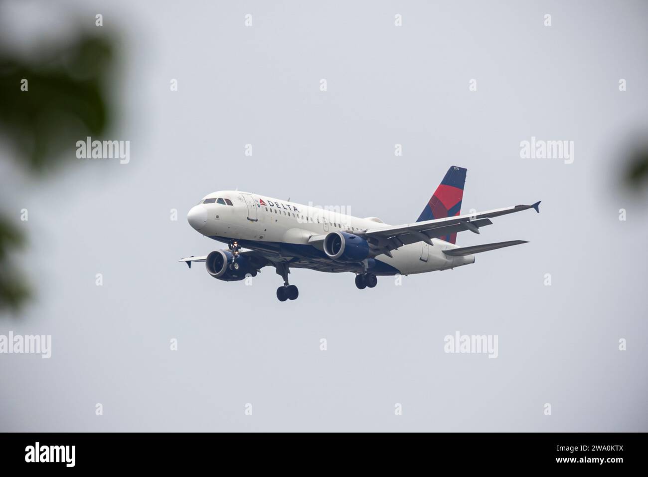 Delta Air Lines aircraft flying before landing at Ronald Reagan