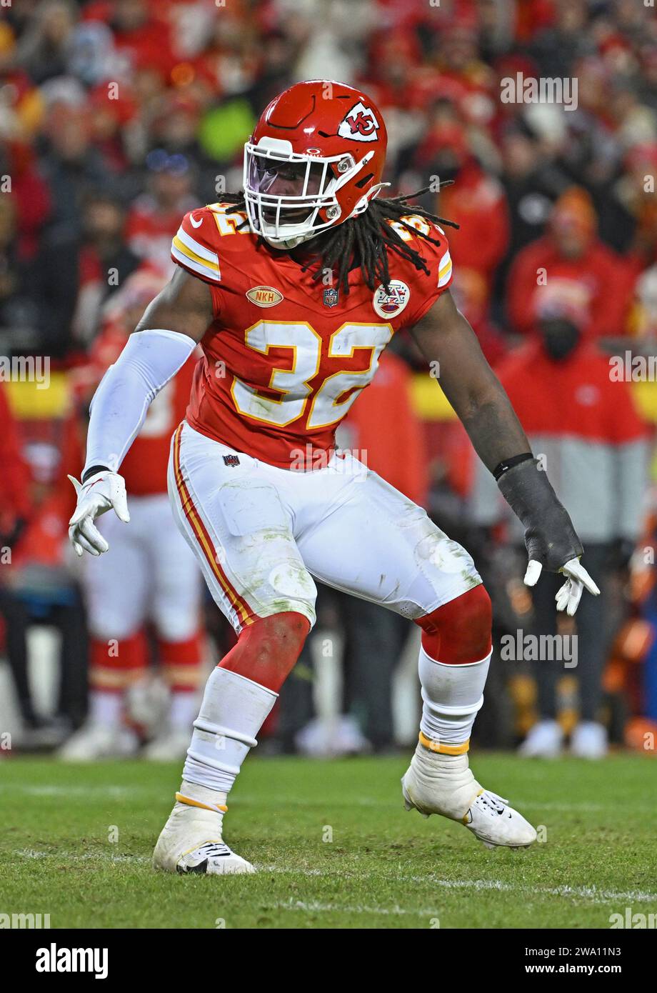 Kansas City Chiefs linebacker Nick Bolton (32) runs into position ...