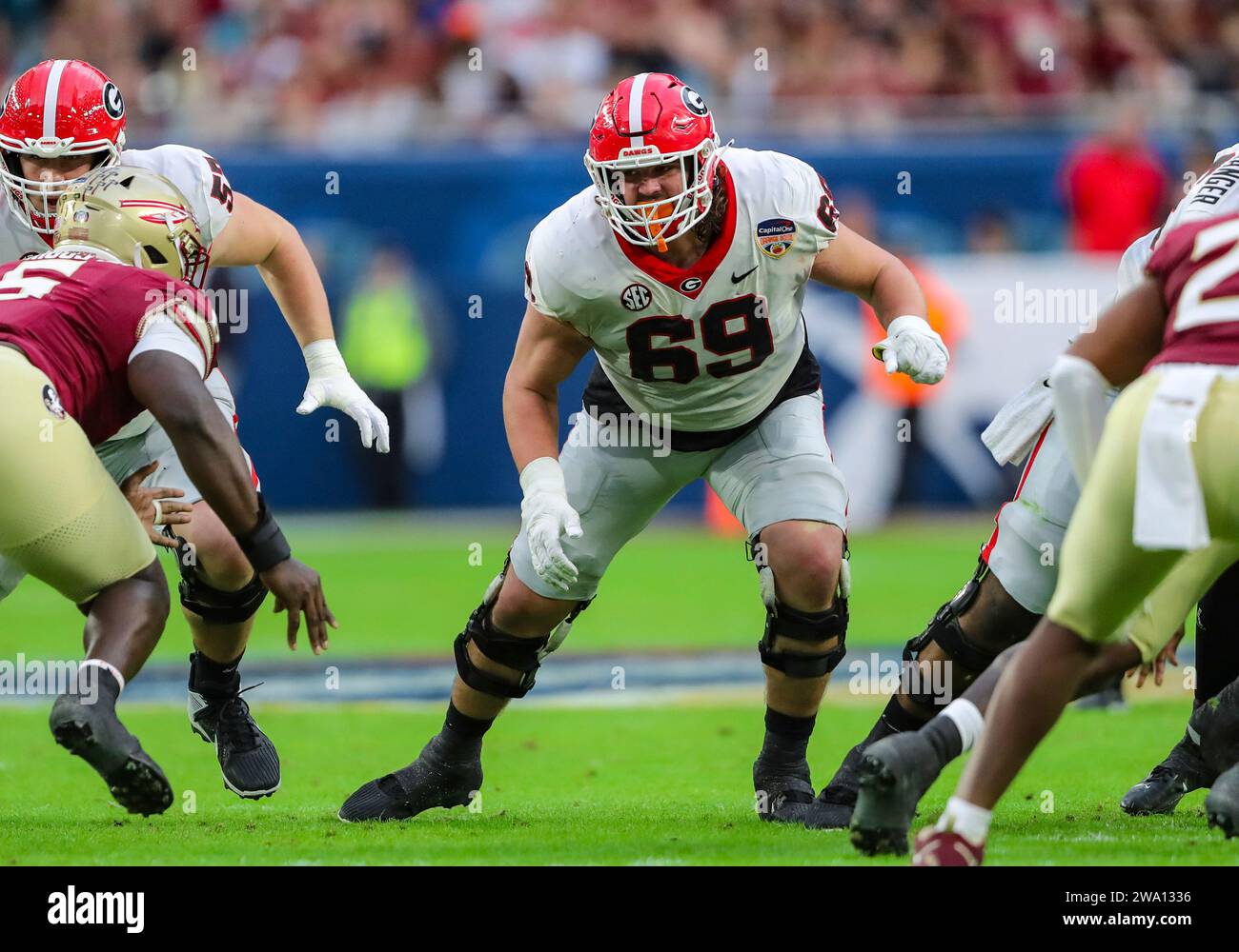 December 30, 2023:.Georgia Bulldogs offensive lineman Tate Ratledge (69 ...
