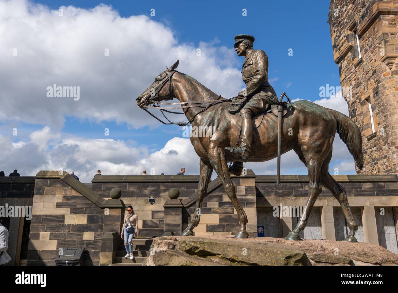 Earl Haig monument at Hospital Square in Edinburgh Castle, city of Edinburgh, Scotland, UK. Bronze equestrian statue of the First World War Field Mars Stock Photo