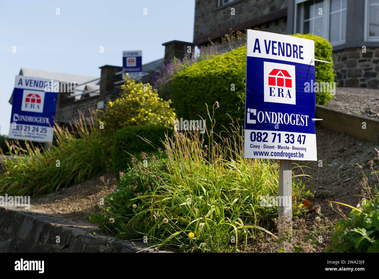 Maisons a vendre ou a louer | House for rent or to sale Stock Photo