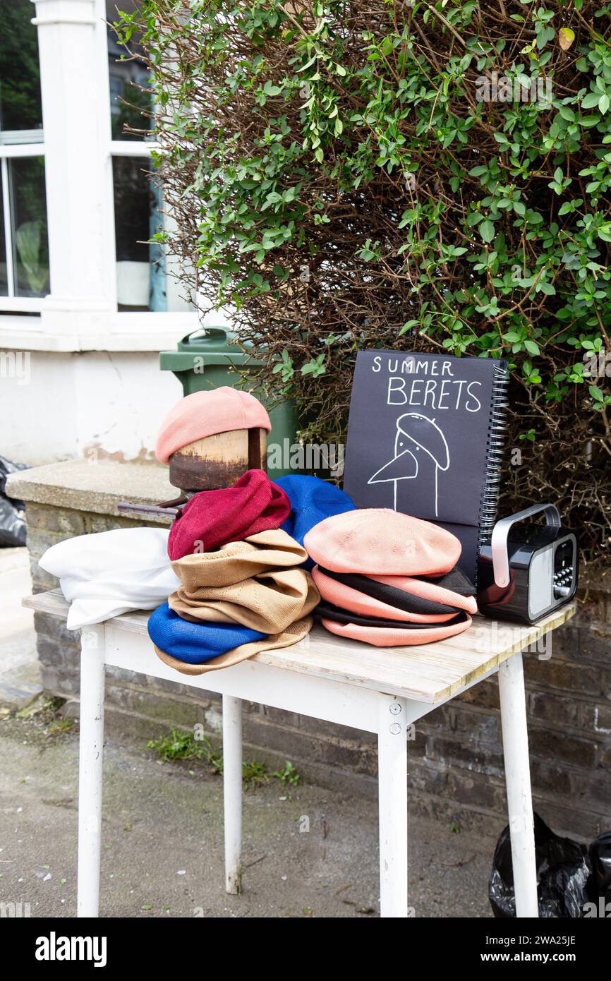 Francis road jumble trail hires stock photography and images Alamy