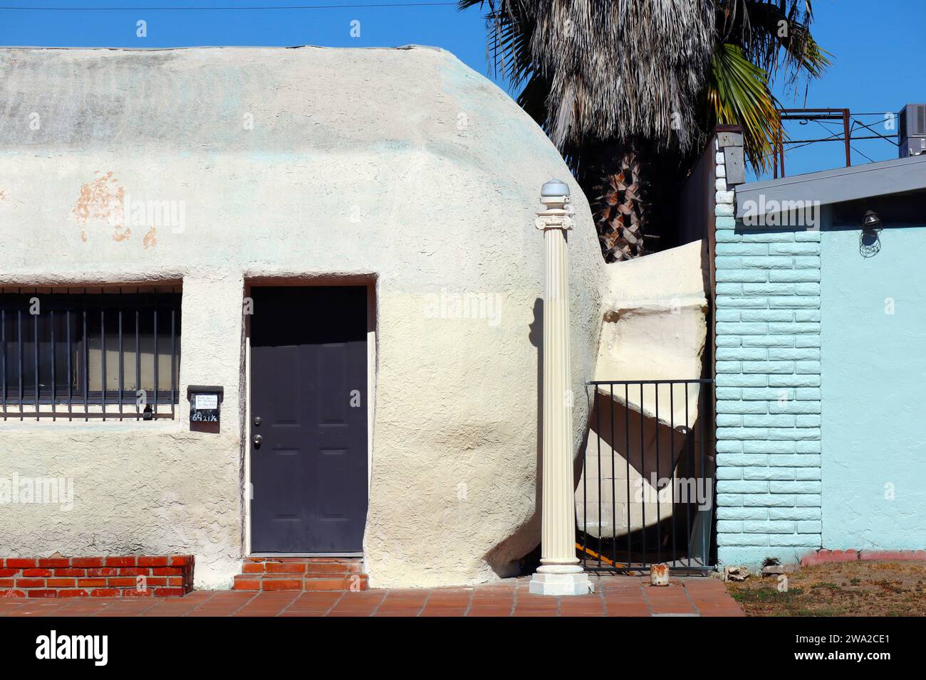 Los Angeles, California: The Tamale Building, a programmatic architecture built in 1929, located at 6421 Whittier Blvd, East Los Angeles Stock Photo