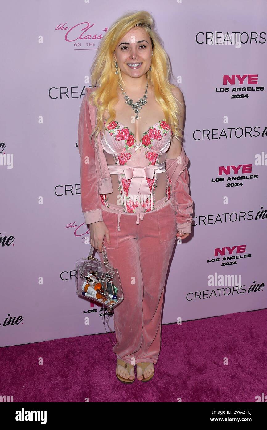 Sandra Popa bei der Creators Inc. NYE 2024 Celebration im Restaurant The  Classic Cat. West Hollywood, 31.12.2023 *** Sandra Popa at the Creators Inc  NYE 2024 Celebration at The Classic Cat West