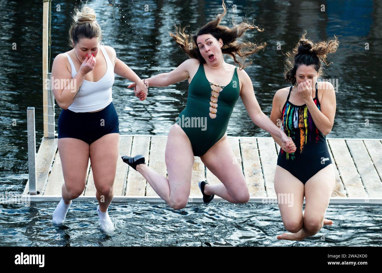 Perth, Canada. 01st Jan, 2024. Polar Bear plungers ring in the New Year