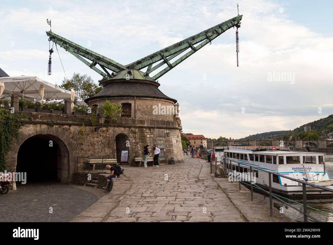 old-cranes-a-baroque-double-arm-harbor-crane-from-1773-on-the-right