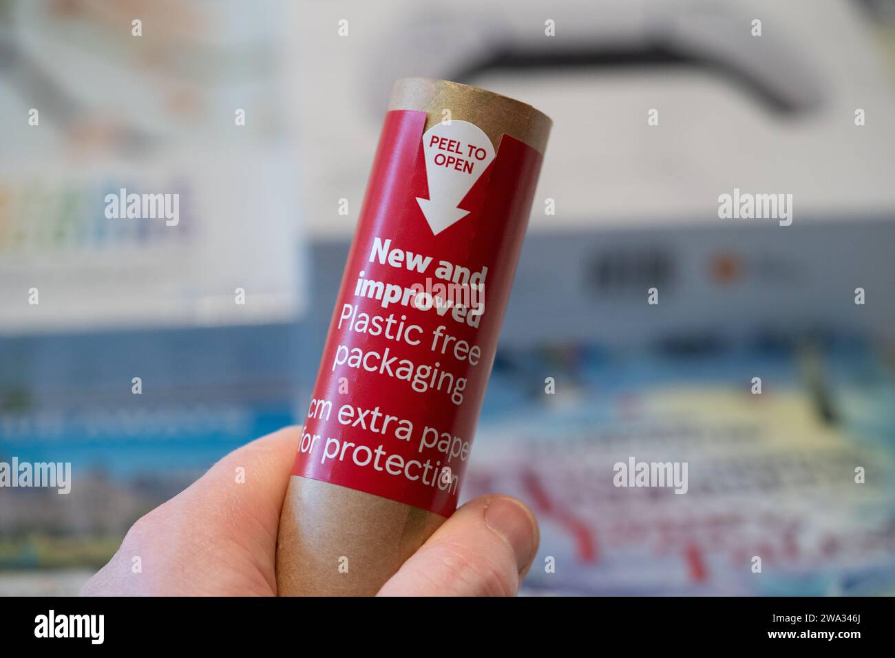 Tesco wrapping paper hires stock photography and images Alamy