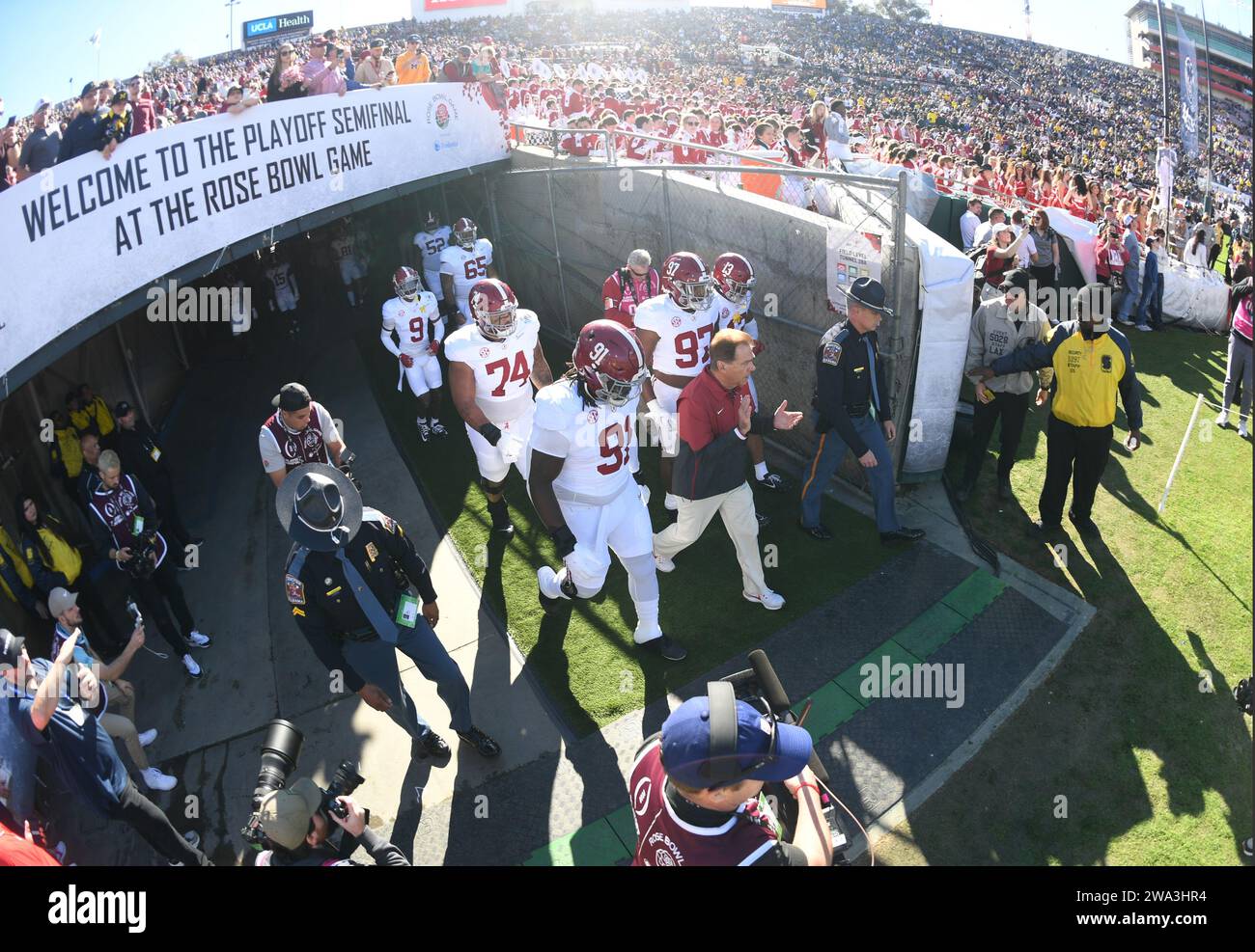 Pasadena, United States. 01st Jan, 2024. Alabama Crimson Tide players take the field before the start of their 2024 Rose Bowl NCAA football game against the Michigan Wolverine at the Rose Bowl in Pasadena, California on Monday, January 1, 2024. Photo by Jon SooHoo/UPI Credit: UPI/Alamy Live News Stock Photo