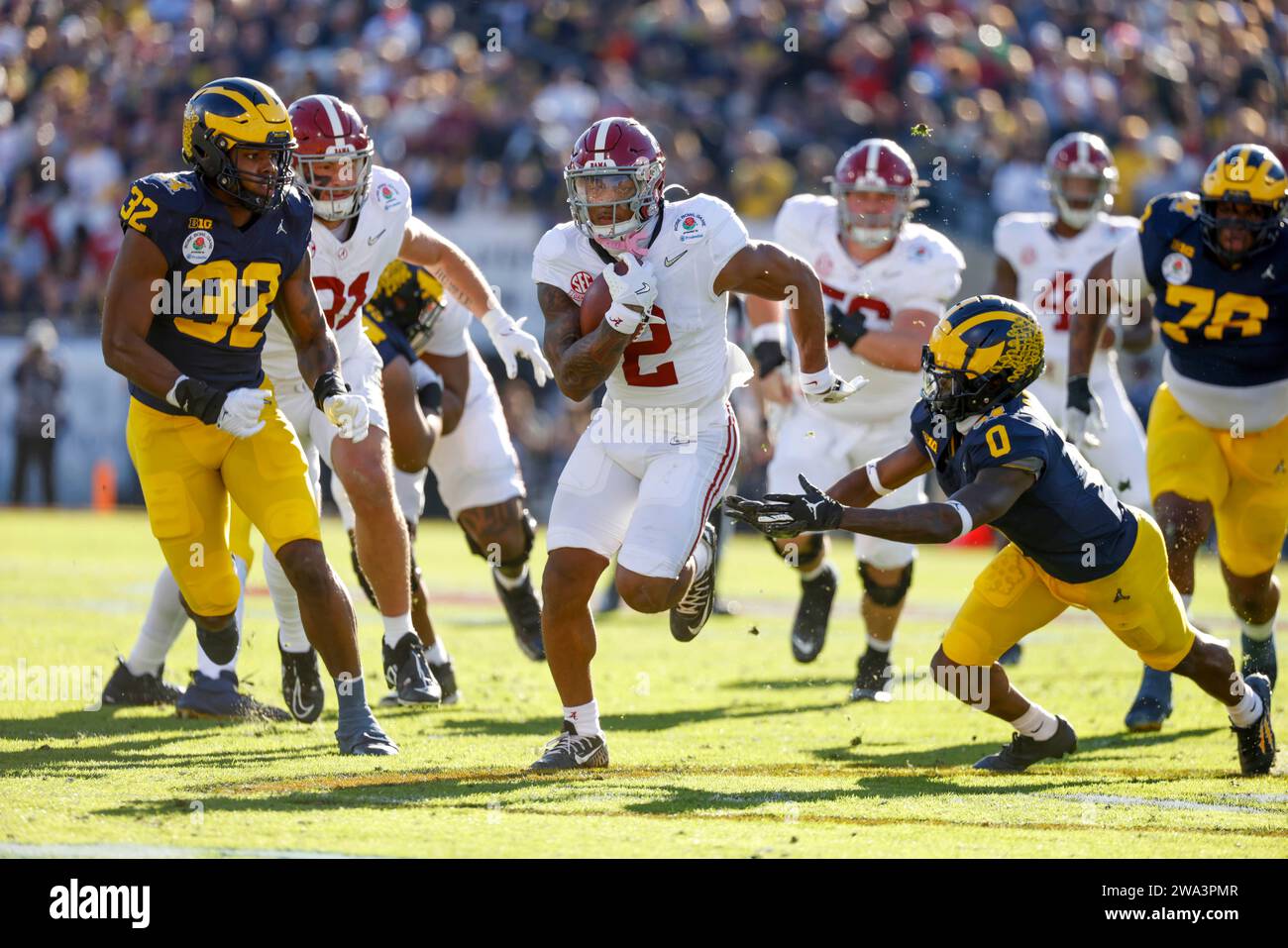 Pasadena, California, USA. 01st Jan, 2024. Alabama Crimson Tide running