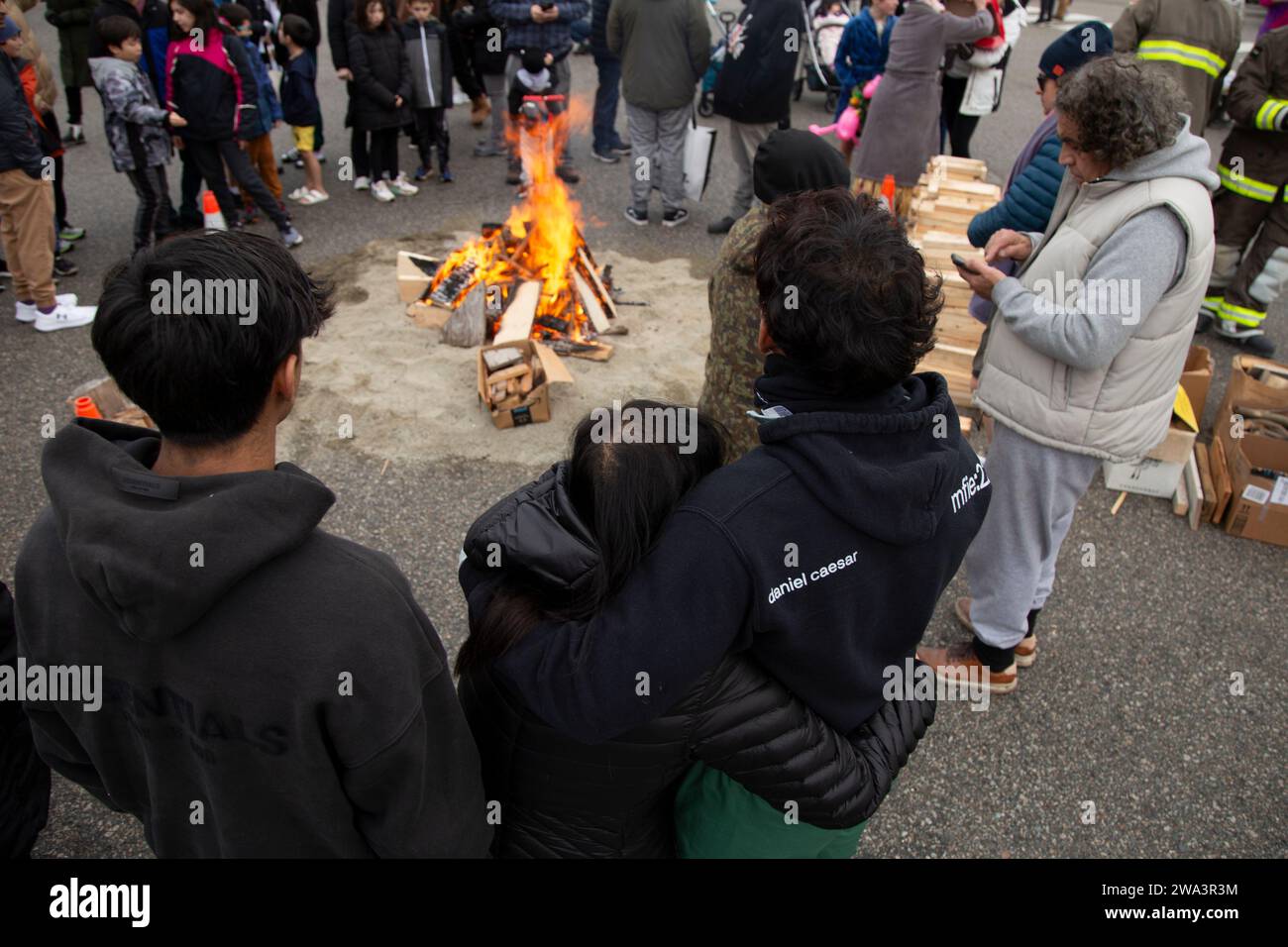 Canada. 01st Jan, 2024. VANCOUVER, BRITISH COLUMBIA - JAN 01: Participants plunge in the frigid waters.People participate in the annual New Years Day Polar Bear in Port Moody, British Columbia, on Monday, January 1st, 2024. (Photo by Tomaz Jr/PxImages) Credit: Px Images/Alamy Live News Stock Photo