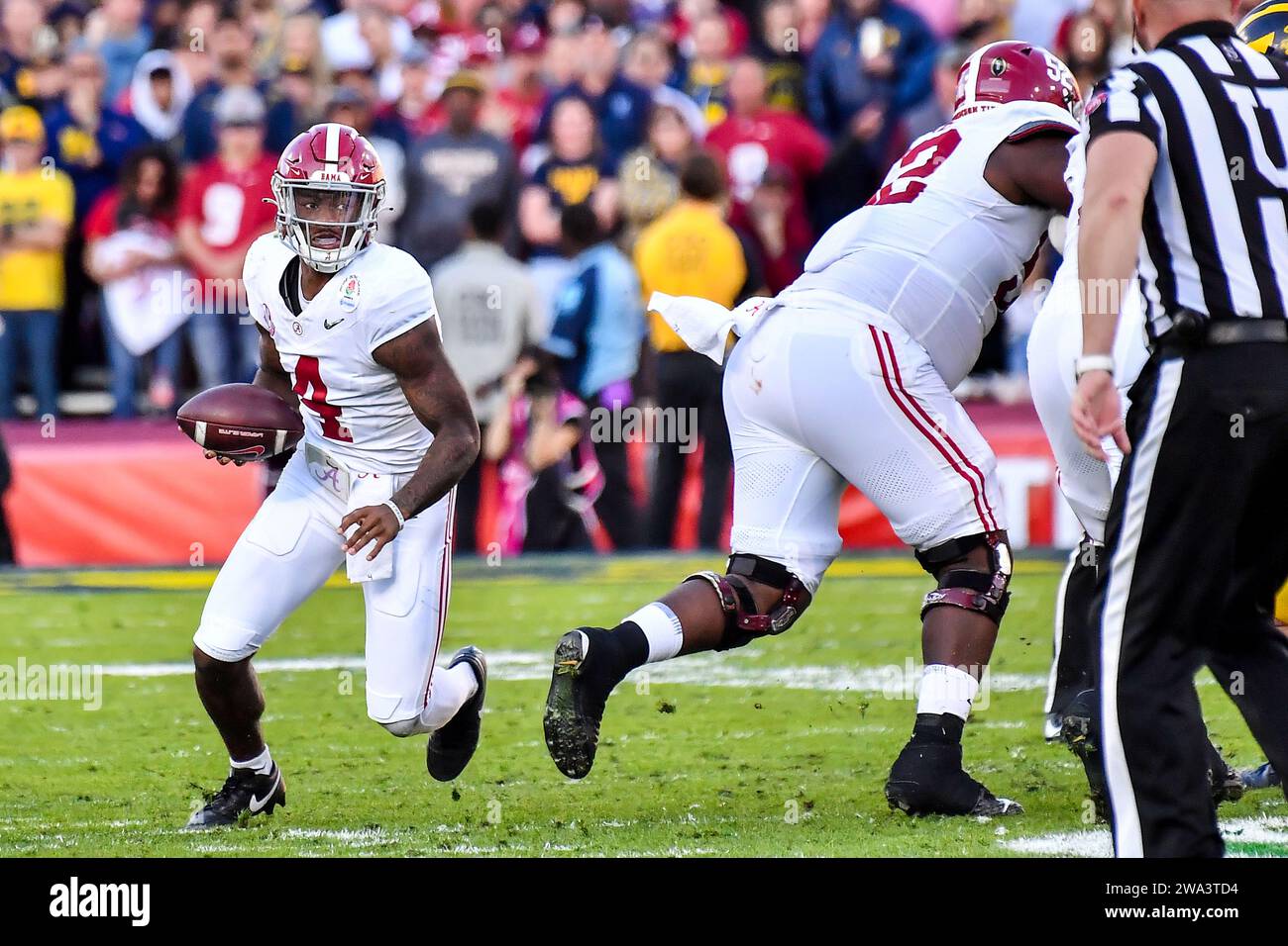 Pasadena, CA. 1st Jan, 2024. Alabama Crimson Tide Quarterback Jalen ...