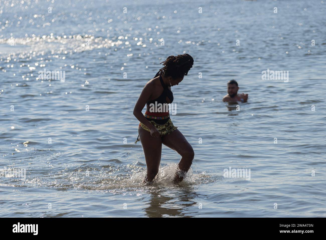 Brooklyn, USA. 01st Jan, 2024. People participate in the 121st annual New Years Day Polar Bear Plunge at Coney Island in Brooklyn, NY held on January 1, 2024. (Photo by Steve Sanchez/Sipa USA). Credit: Sipa USA/Alamy Live News Stock Photo