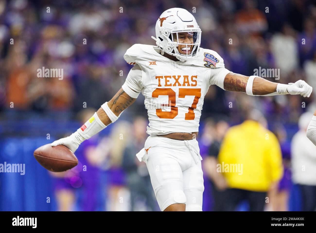 January 01, 2024 Texas linebacker Morice Blackwell Jr. (37) celebrates