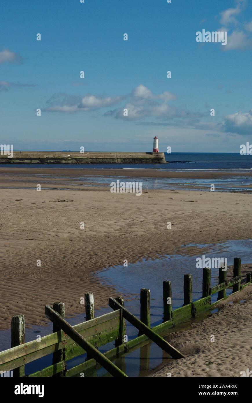 19th century Berwick pier and lighthouse at the mouth of the River Tweed, Berwick Upon Tweed, Northumberland, UK Stock Photo