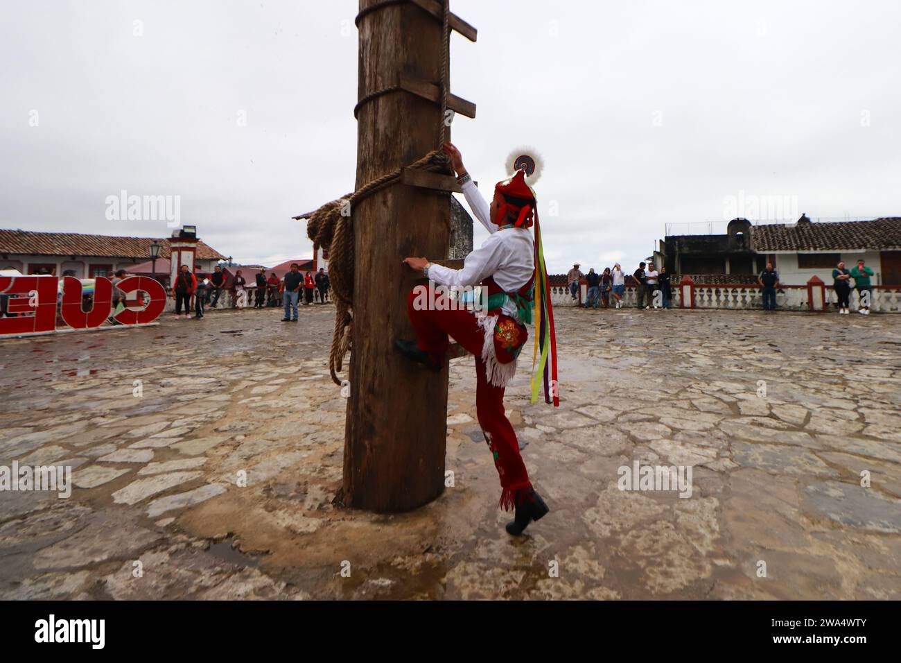 Non Exclusive: December 31, 2023 in Cuetzalan, Puebla, Mexico: The dance of the Voladores, a rite of more than two centuries of life, this occasion be Stock Photo