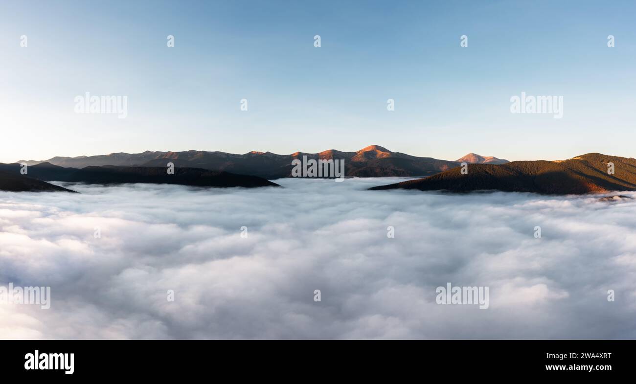 Landscape mountain peaks stick hi-res stock photography and images - Alamy