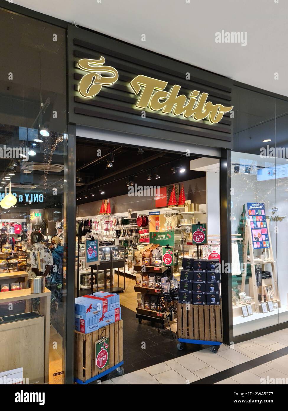 Brand tchibo hi-res stock photography and images - Alamy