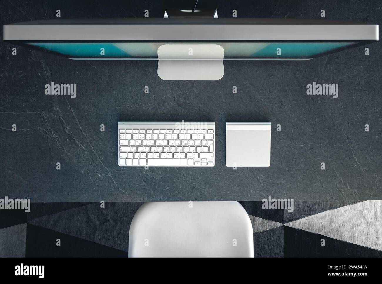 Office table top keyboard hi-res stock photography and images - Alamy