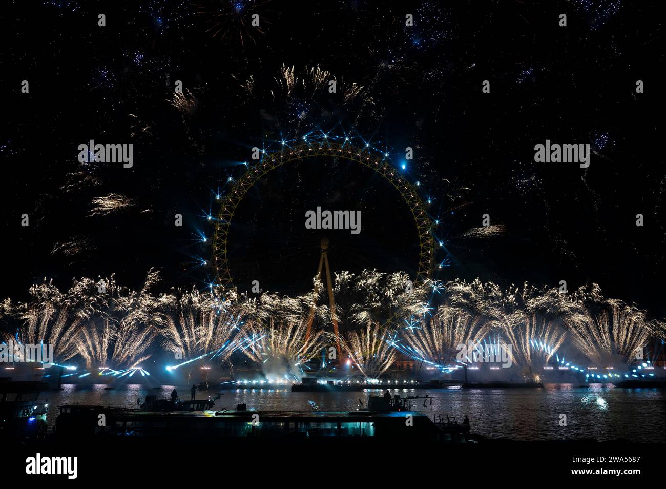 London, UK. 01st Jan, 2024. New Year's Eve firework launches to