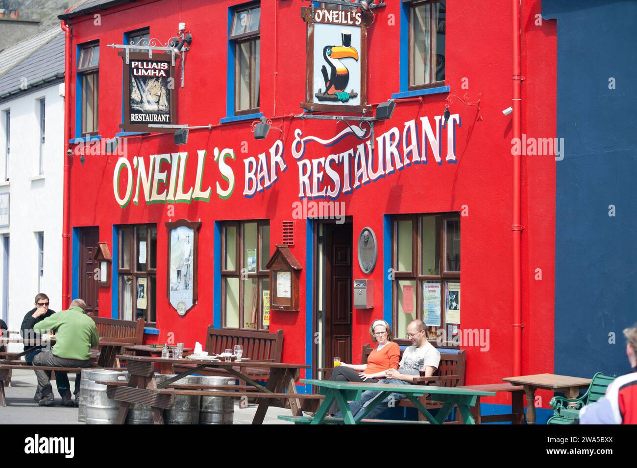 Ireland, Co. Cork, Ring of Beara, Pub O'Neill's in Allihies Stock Photo