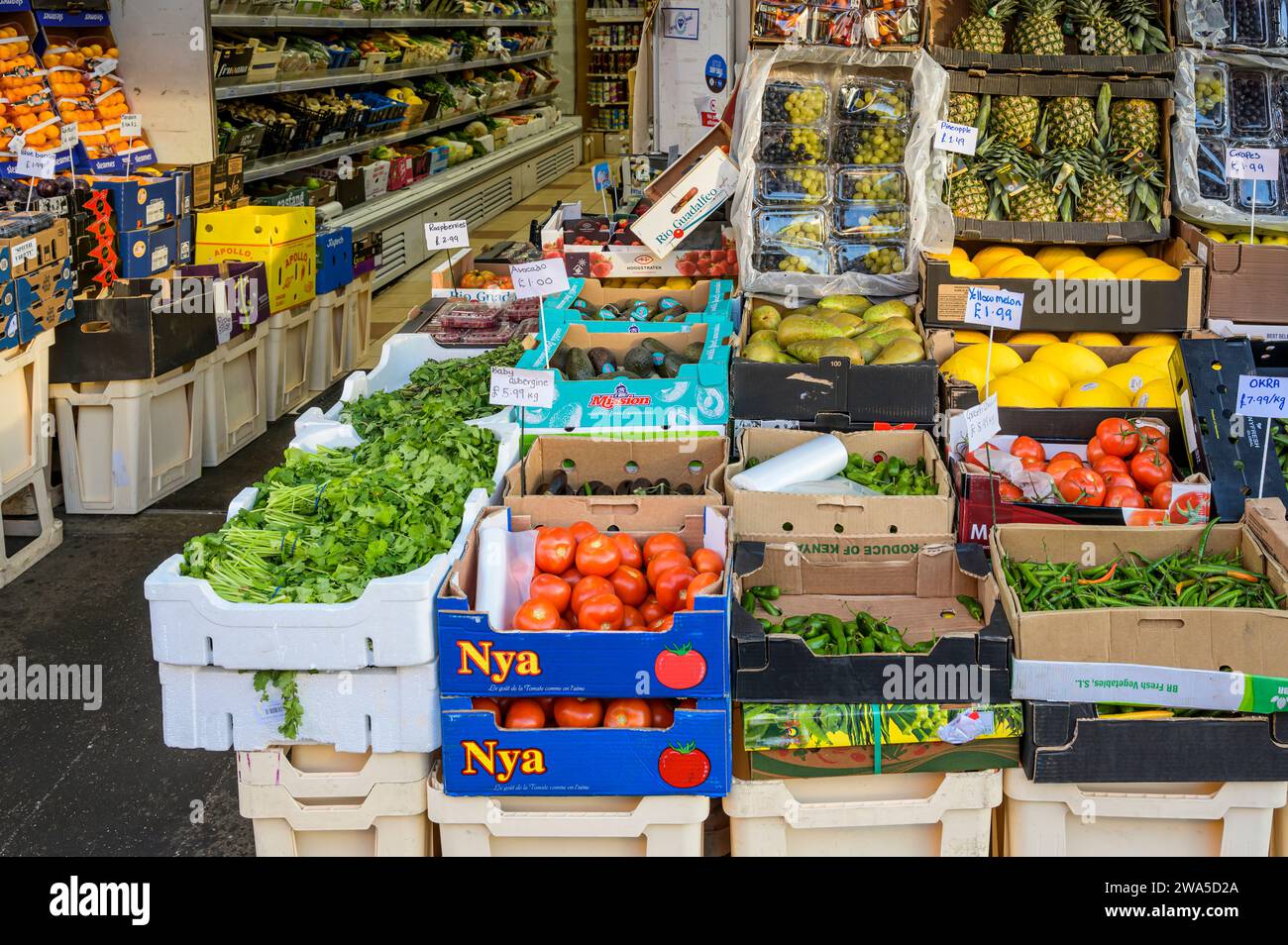 Loose fresh fruit and veg on display at Stalks and Stems Greencrocer