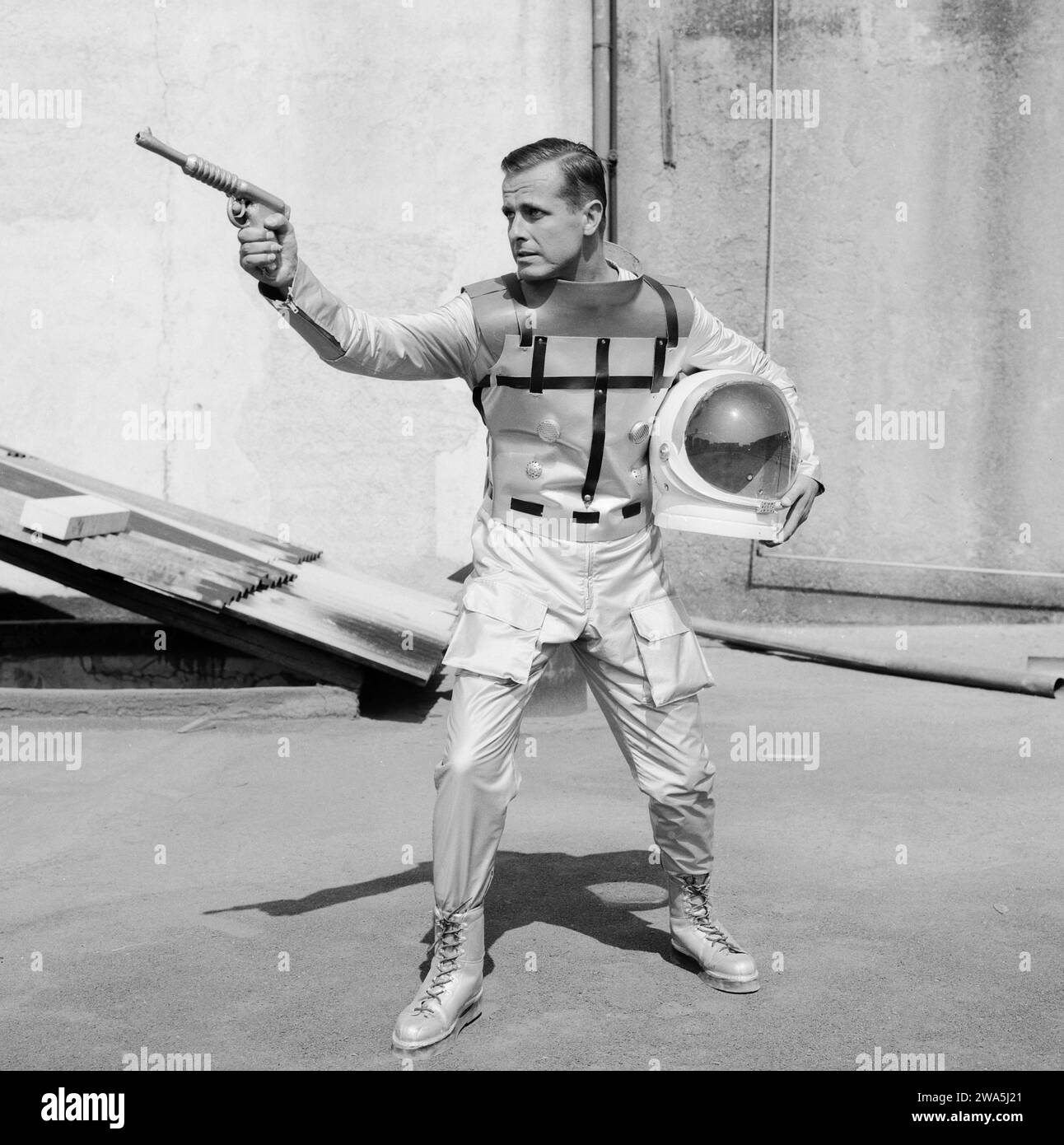 Perry Rhodan - SOS aus dem Weltall, aka Orbita mortal, aka 4-3-2-1 ...