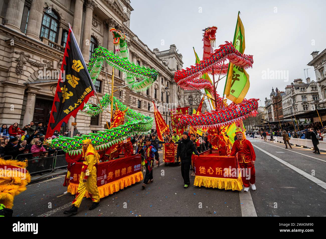 are shops open new year's day 2024 uk london