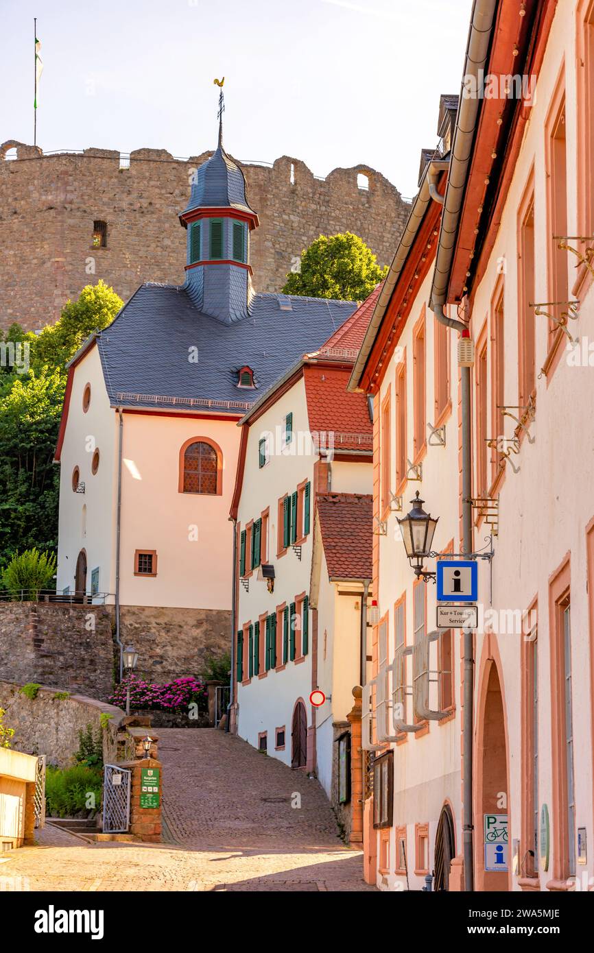 Historic town houses and church at the entrance to Lindenfels Castle in the Odenwald, Germany Stock Photo