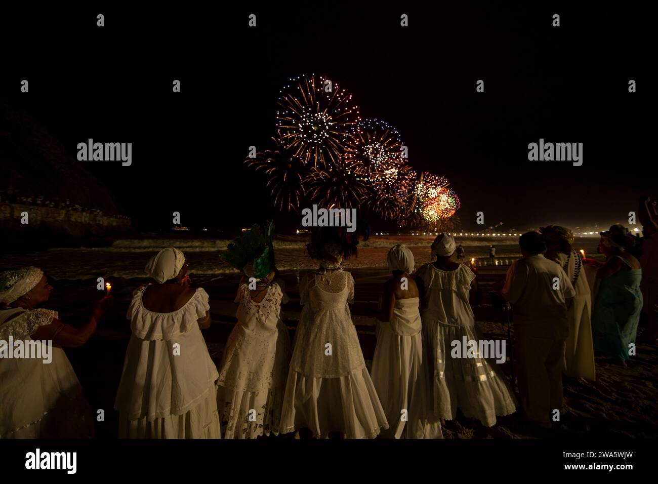 Rio De Janeiro Rio De Janeiro Brazil 1st Jan 2024 Celebrating The   Rio De Janeiro Rio De Janeiro Brazil 1st Jan 2024 Celebrating The New Year On The Beach Has Become A Tradition In Brazil Jumping Seven Waves Throwing Flowers Into The Sea Lighting Candles On The Sand All These Customs Are Linked To African Culture And Religions More Specifically To The Cult Of Iemanj For These Religions Each Orix Represents A Force Of Nature And Iemanj Is Precisely The One Linked To The Sea In Addition To Being Related To The Idea Of A New Beginning Credit Image Wagner Vilaszuma Press Wire Editorial Usage Only! Not For Commercial Usage! 2WA5WJW 