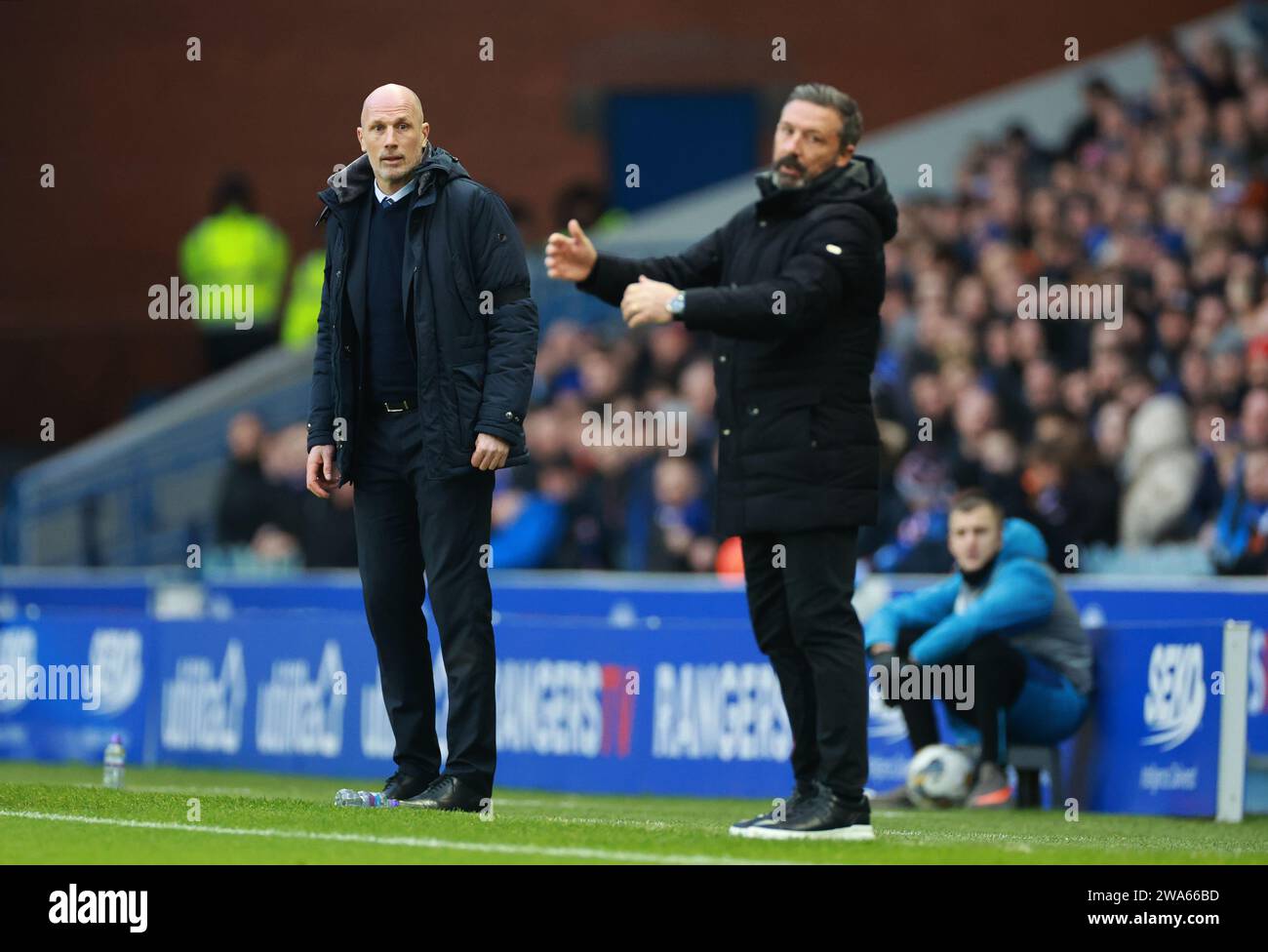 Rangers manager Philippe Clement (left) and Kilmarnock manager Derek McInnes on the touchline
