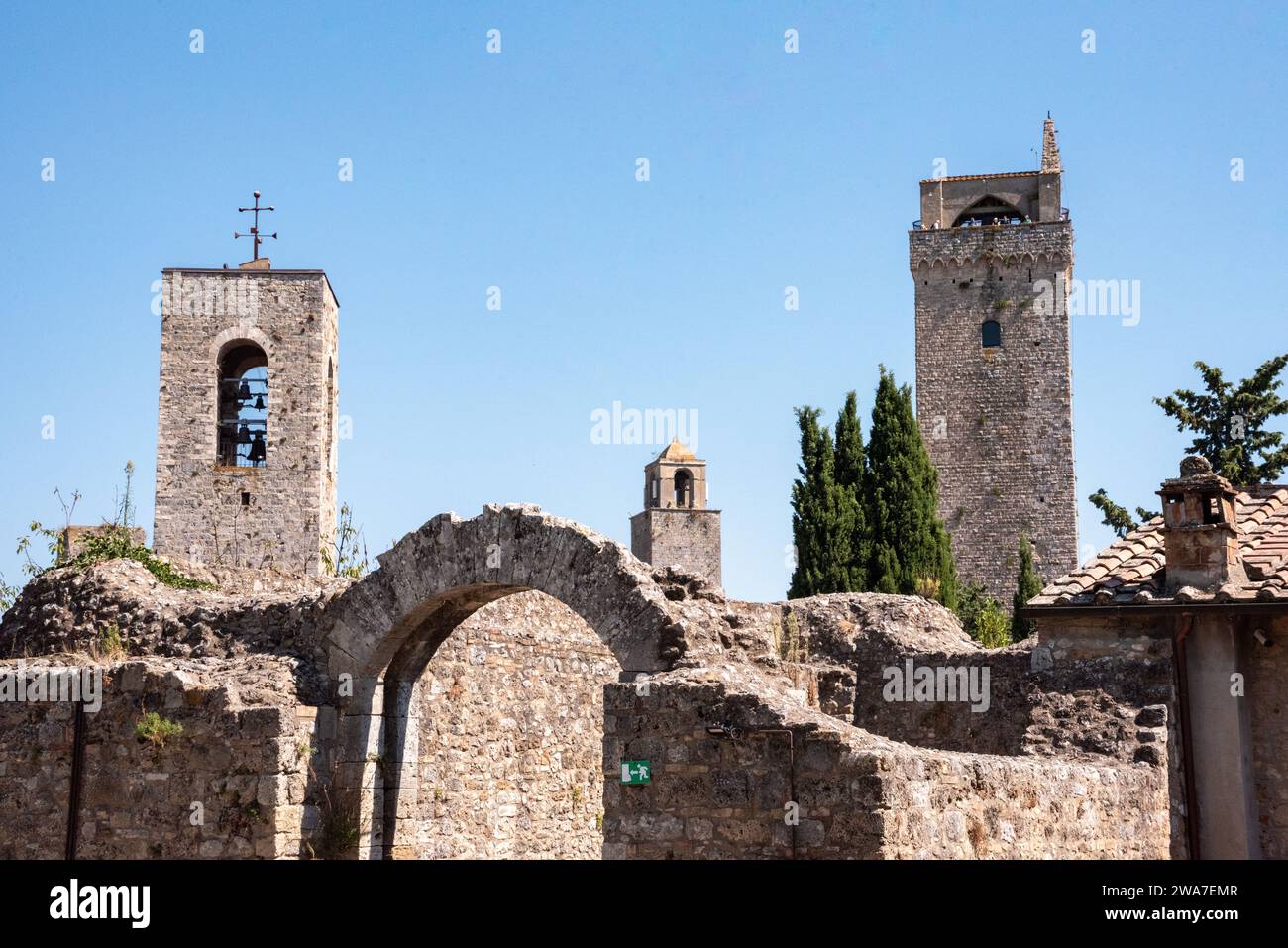 Tower Grosso and the cathedral bell tower of San Gimignano, Italy Stock Photo