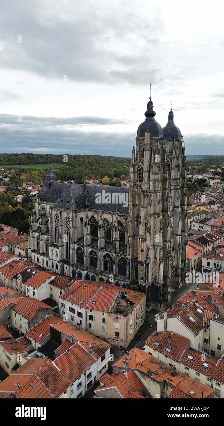 drone photo SaintNicolasdePort basilica, Basilique de SaintNicolas