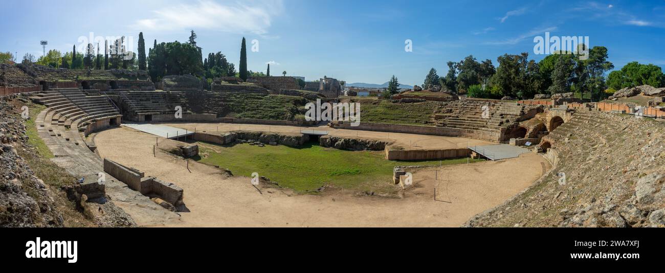 Roman ruins merida view hi-res stock photography and images - Alamy