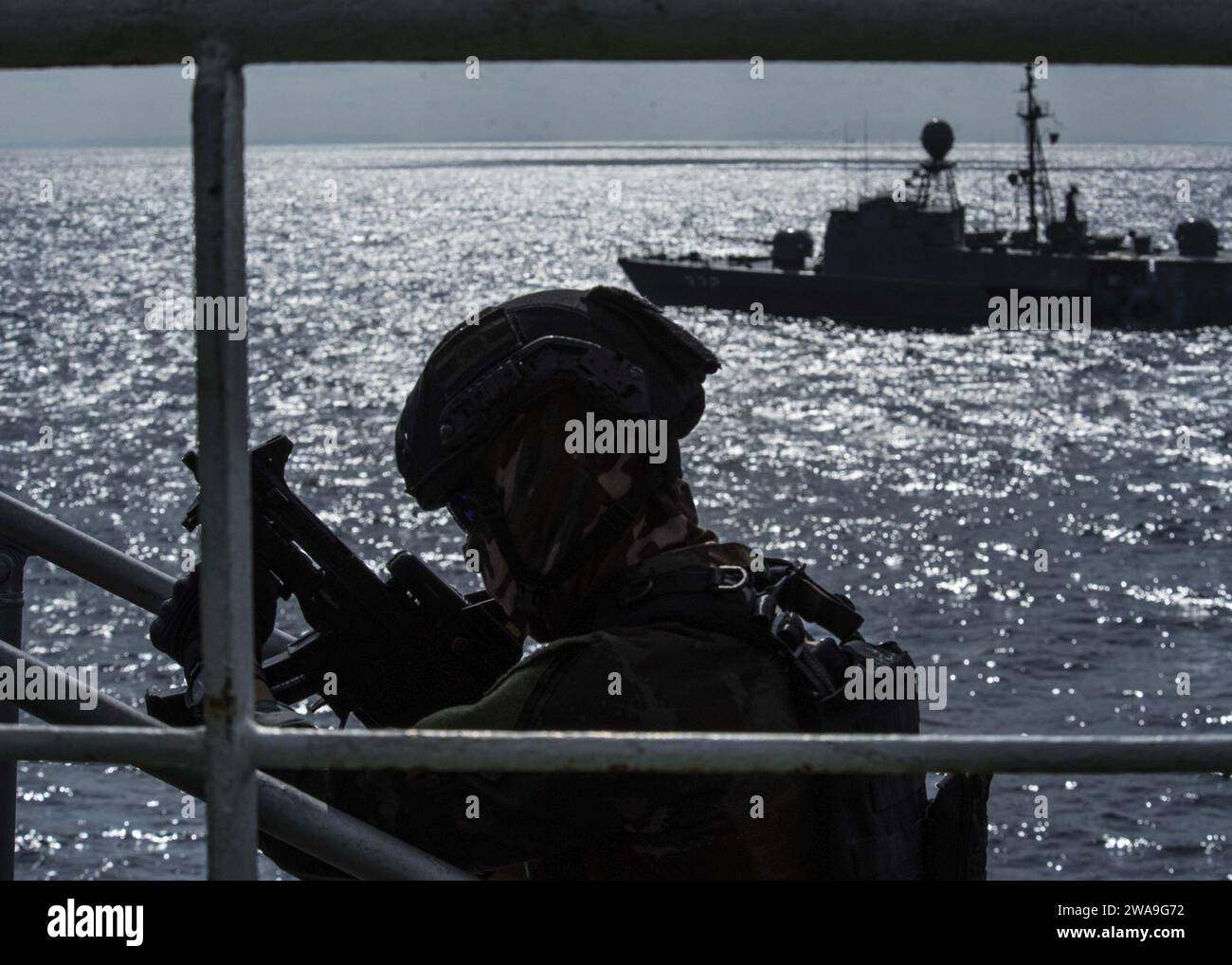 US military forces. 180903FV739-043 AT SEA (September 3, 2018) -  A Royal Thai Navy Sailor embarks a vessel during Visit, Board, Search, and Seizure practical scenario training as part of Southeast Asia Cooperation and Training (SEACAT) 2018. This is the 17th annual SEACAT exercise and includes participants from the U.S., Brunei, Bangladesh, Thailand, Philippines, Singapore, Vietnam, Malaysia and Indonesia. (U.S. Navy photo by Mass Communication Specialist 3rd Class Christopher A. Veloicaza) Stock Photo
