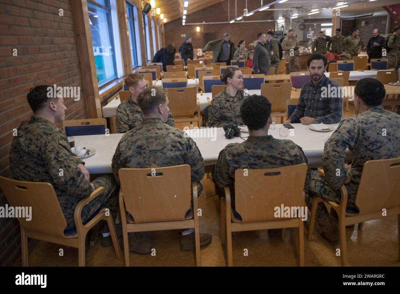 US military forces. Marine Corps Gen. Joe Dunford, chairman of the Joint Chiefs of Staff, meets with deployed service members in Vaernes, Norway Dec. 21, 2018. Dunford, along with USO entertainers, visited service members who are away from home during the holidays at various locations. This year’s entertainers include actors Milo Ventimiglia, Wilmer Valderrama, DJ J Dayz, Fittest Man on Earth Matt Fraser, 3-time Olympic Golf Medalist Shaun White, Country Music Singer Kellie Pickler, and comedian Jessiemae Peluso. (DoD photo by Navy Petty Officer 1st Class Dominique A. Pineiro) Stock Photo