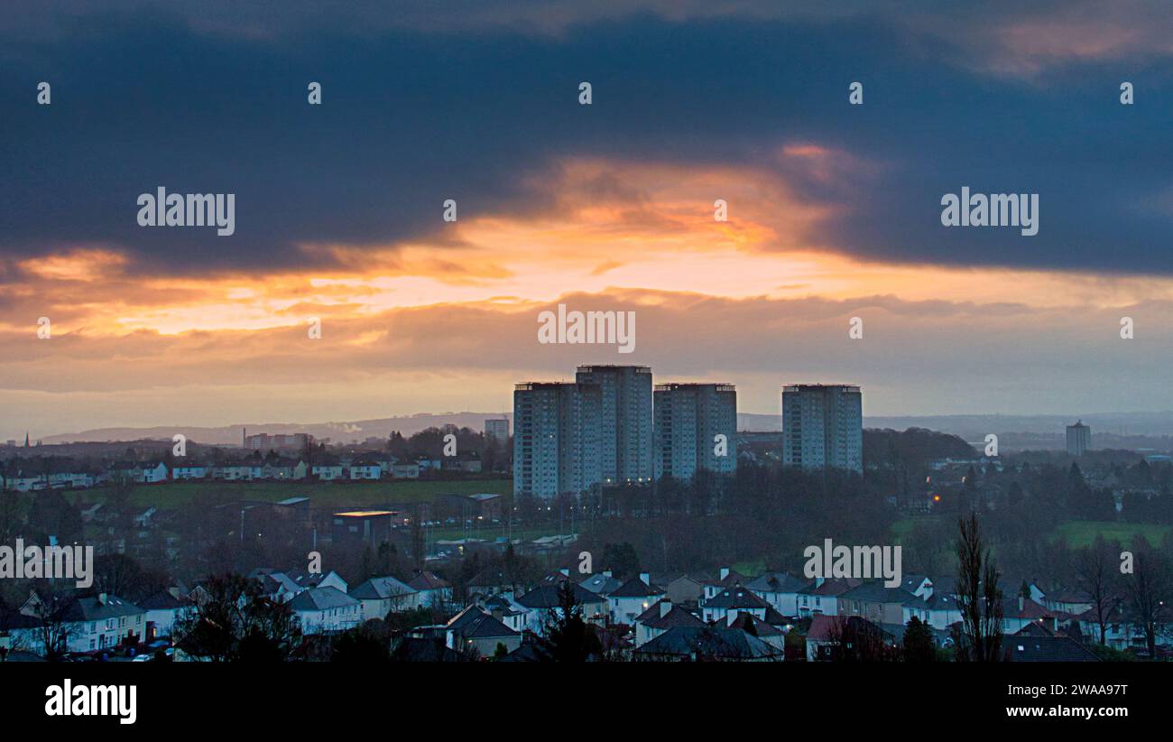 Glasgow, Scotland, UK. 2nd January, 2024. Storm Henk over Lincoln