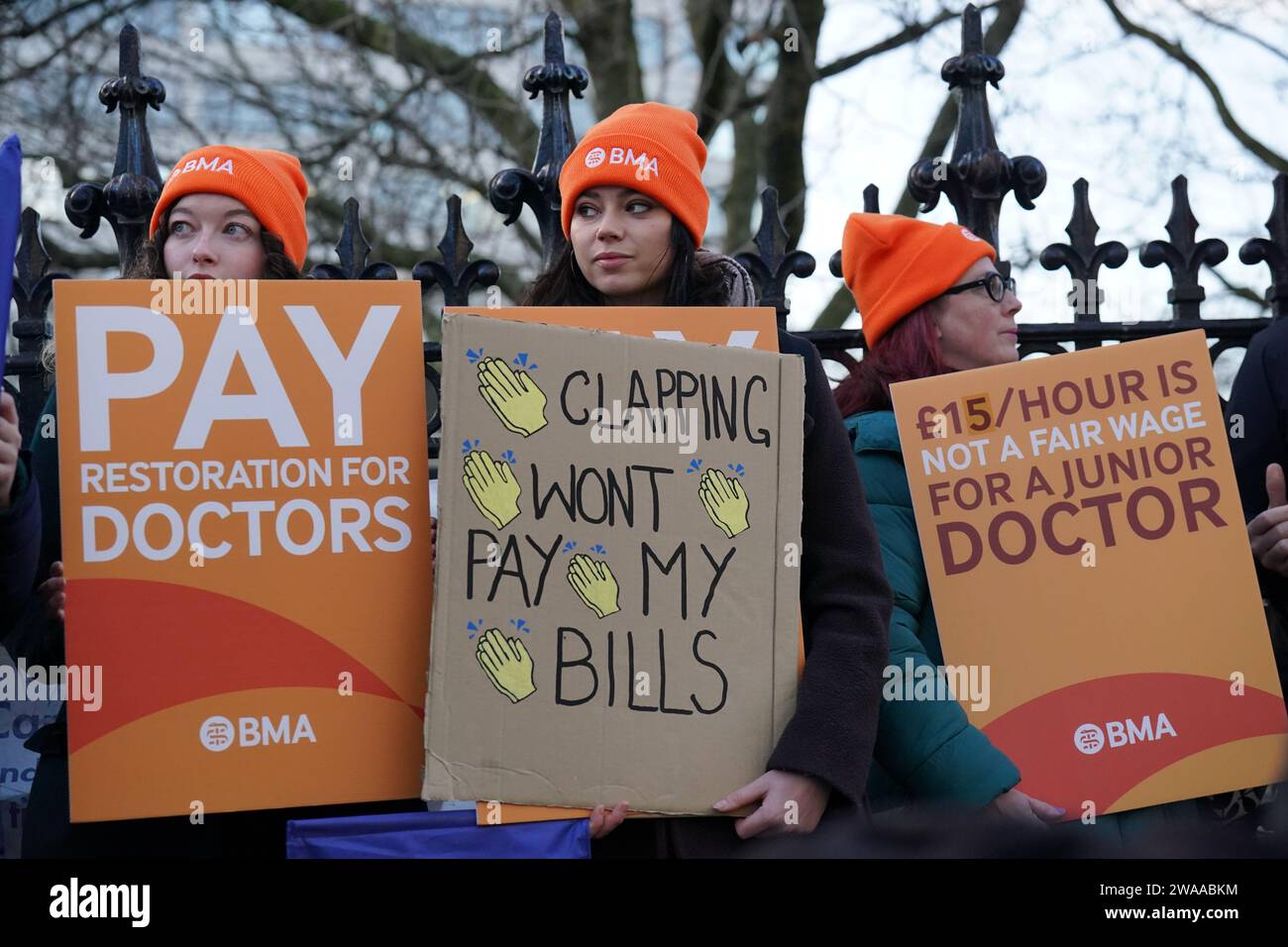 Junior doctors and members of the British Medical Association (BMA ...