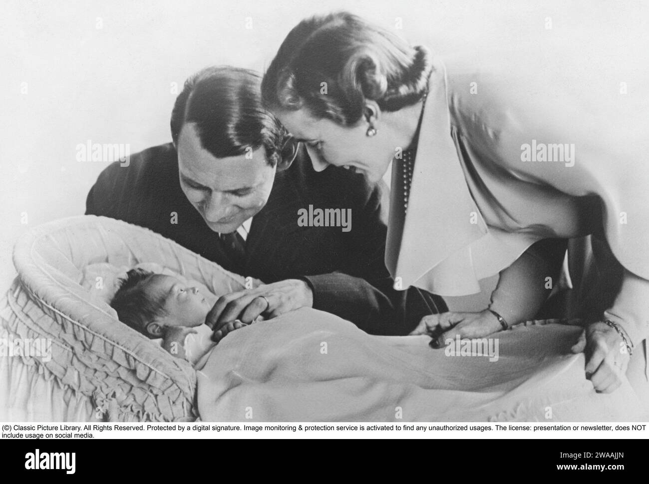 Queen Margrethe II of Denmark.  Pictured with her mother and father, Ingrid of Sweden and king Frederick IX of Denmark. 14 may 1940. Stock Photo
