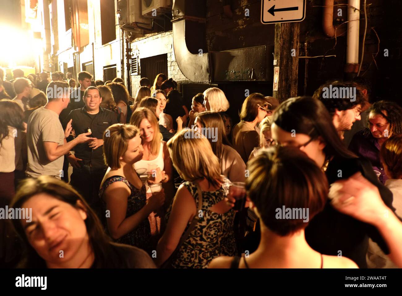 Nightlife sydney party hi-res stock photography and images - Alamy