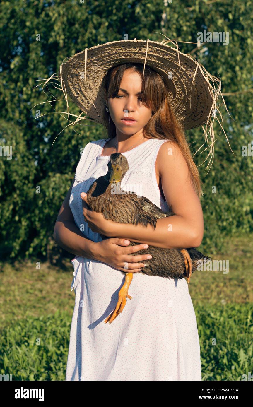 Ukrainian peasant girl hi-res stock photography and images - Alamy