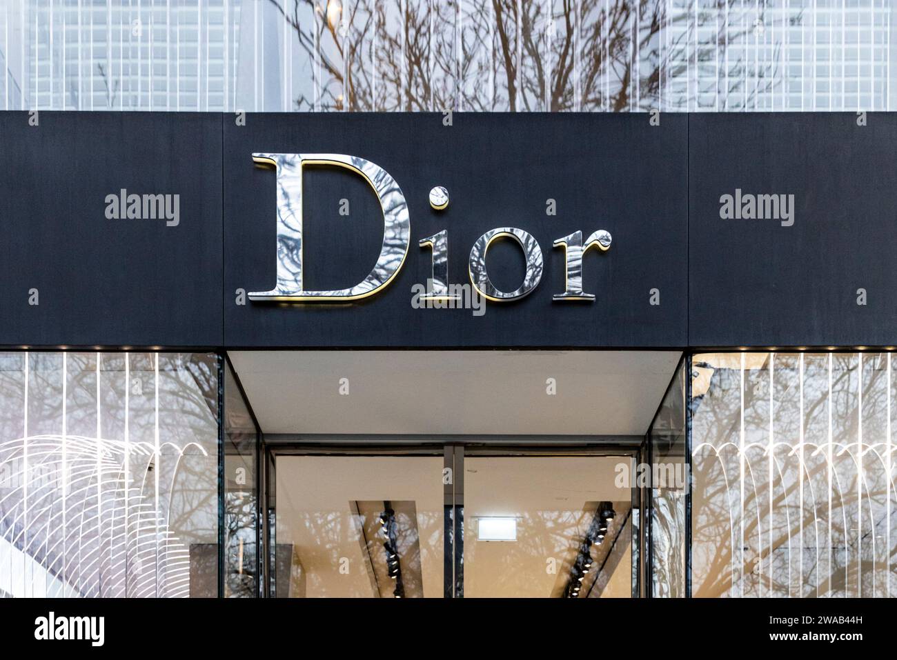 Dior deutschland online shop deals