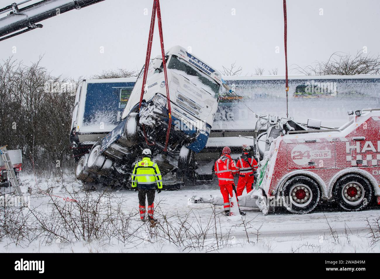 Denmark. 03rd Jan, 2024. Heavy snowfall in central Jutland, Denmark, Wednesday