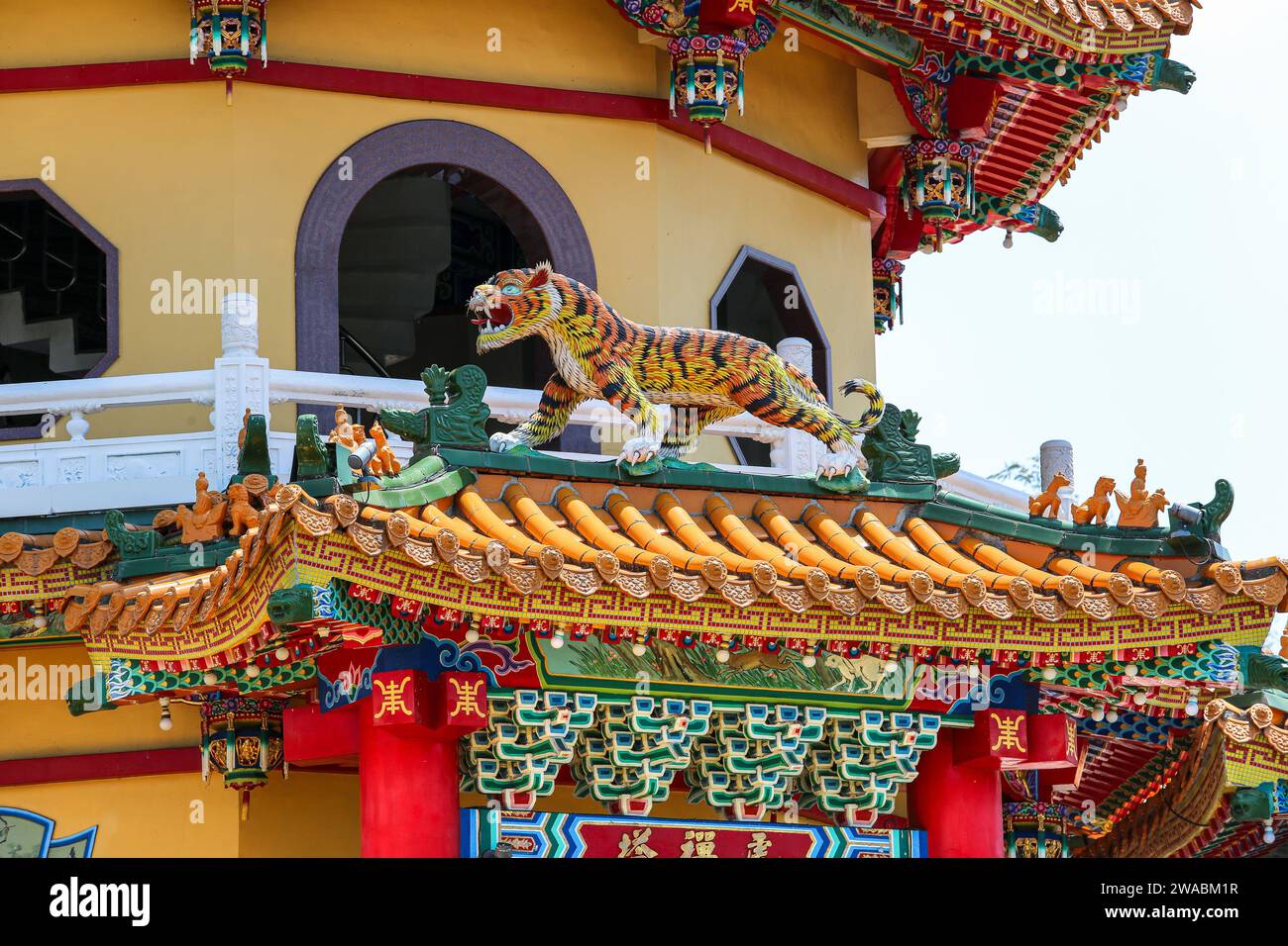 Dragon and Tiger Pagodas 龍虎塔, Lianchihtan, Lotus Lake, Kaohsiung, Taiwan iconic attraction, Chi Ming palace, Tang and Song architecture, temple Pagoda Stock Photo