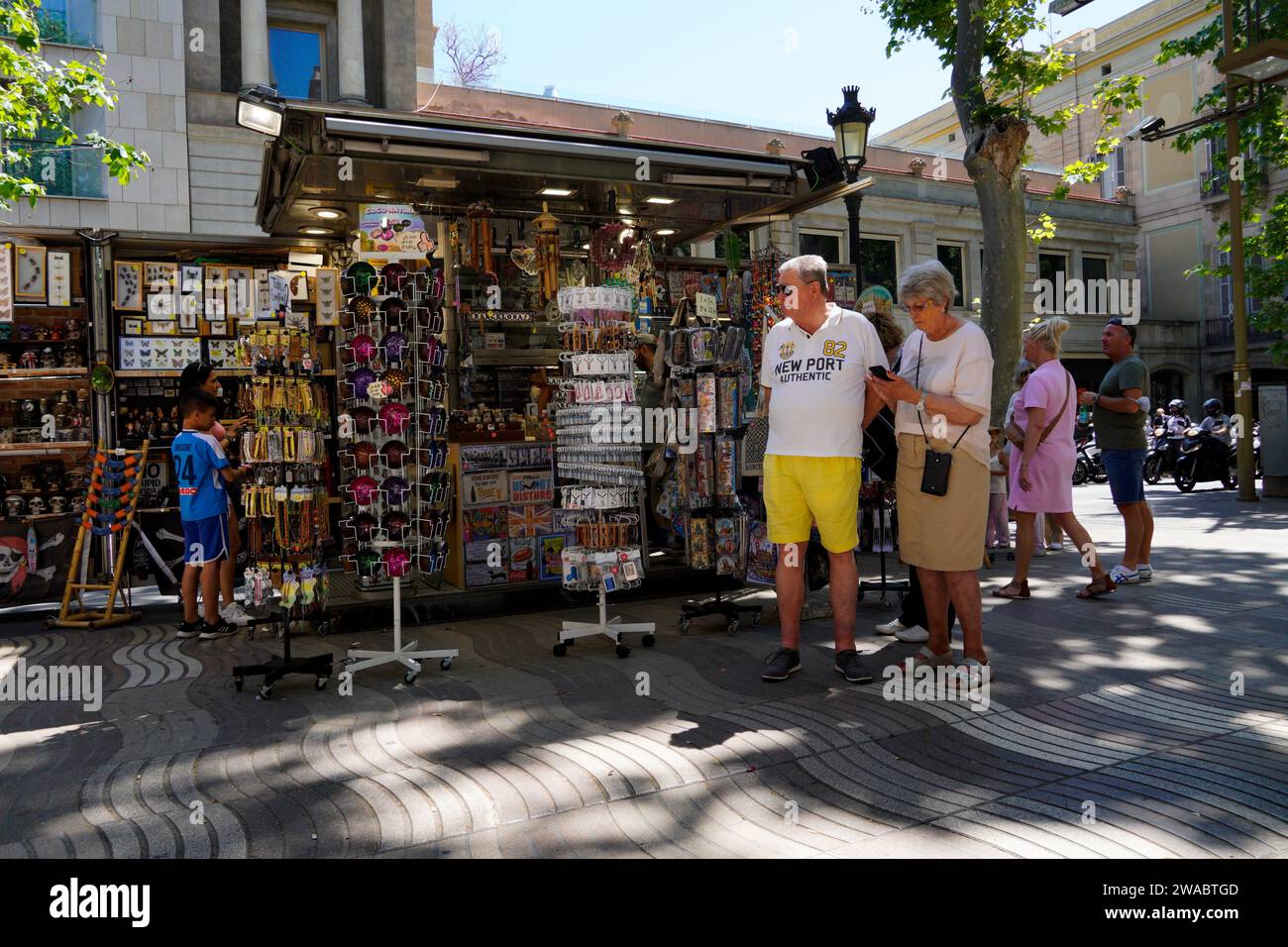 Teenager tourist shop spain hi-res stock photography and images - Alamy