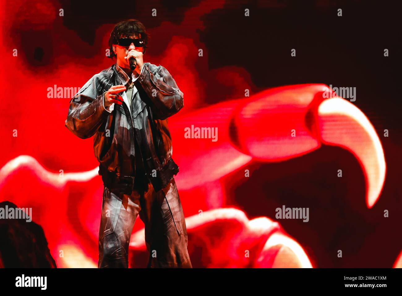 Milan, Italy. 13th Nov, 2023. Tedua is performing live during the La Divina Commedia Tour at the Mediolanum Forum Assago in Milan, Italy, on November 13, 2023. (Photo by Alessandro Bremec/NurPhoto) Credit: NurPhoto SRL/Alamy Live News Stock Photo