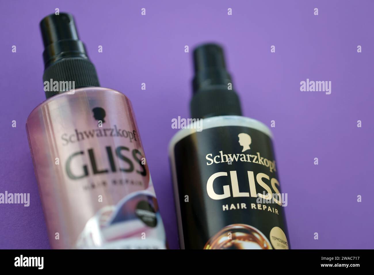 KYIV, UKRAINE - OCTOBER 31, 2023 Schwarzkopf Gliss hair repair products, split hair miracle and ultimate repair spray bottles. Schwarzkopf beauty branch founded by Hans Schwarzkopf in 1903 Stock Photo