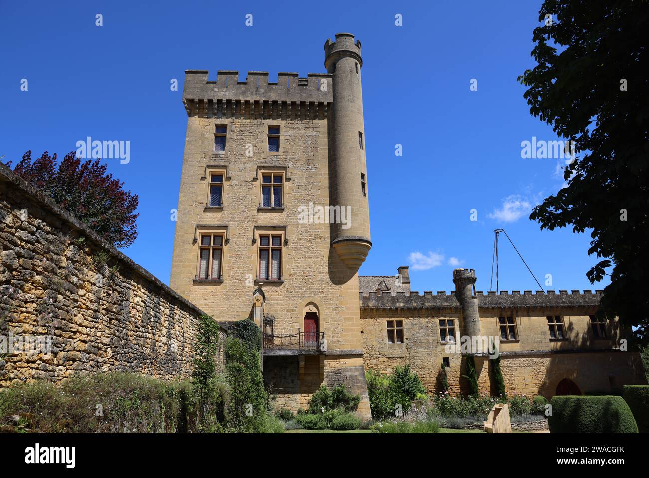Puymartin Castle in Périgord Noir evokes key eras in French history