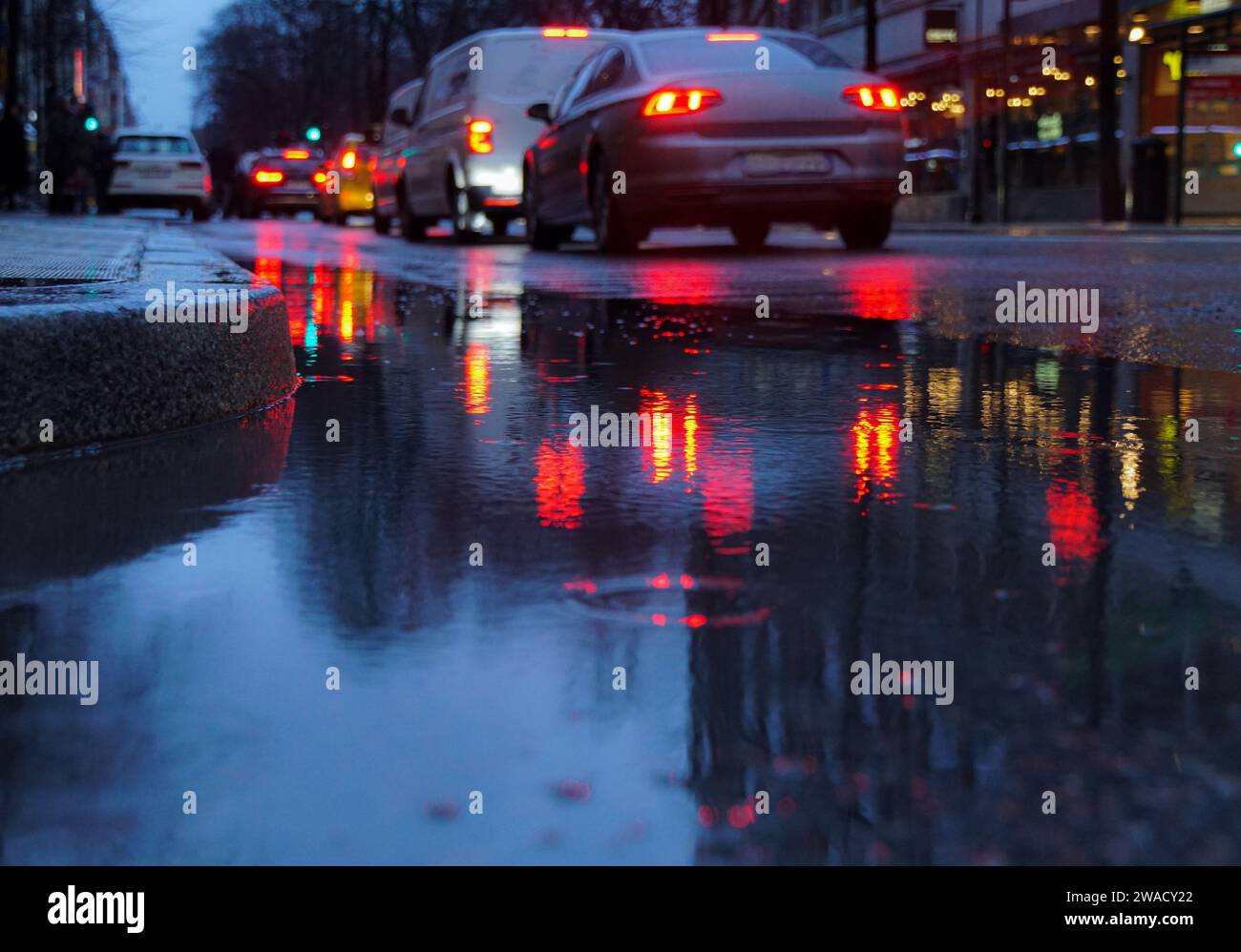 Car puddle person hi-res stock photography and images - Alamy