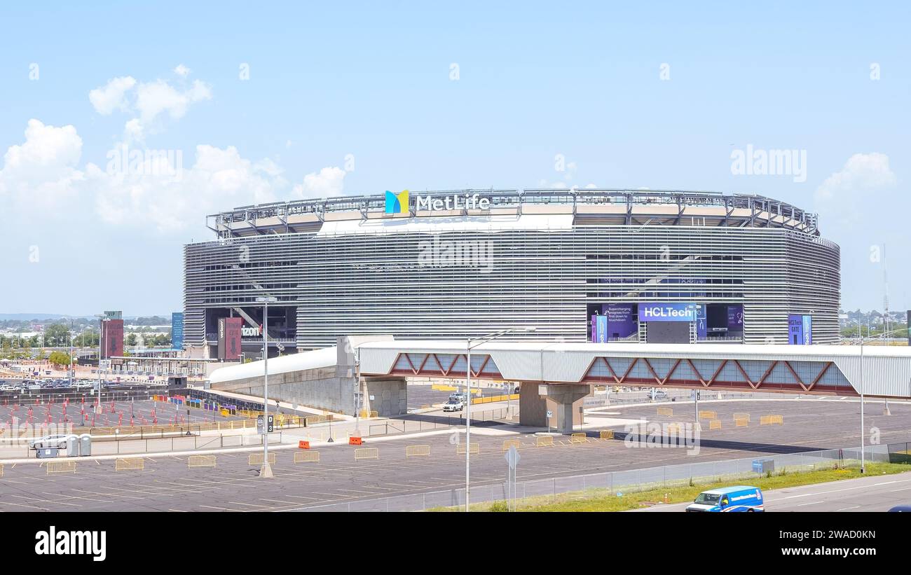 Aerial view of MetLife Stadium and parking lot at Meadowlands Sports