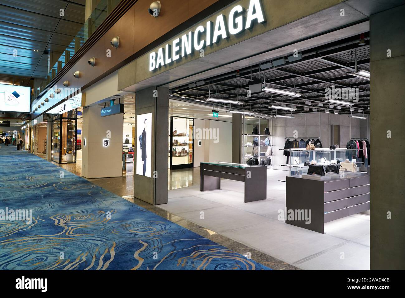Balenciaga handbag hi-res stock photography and images - Alamy